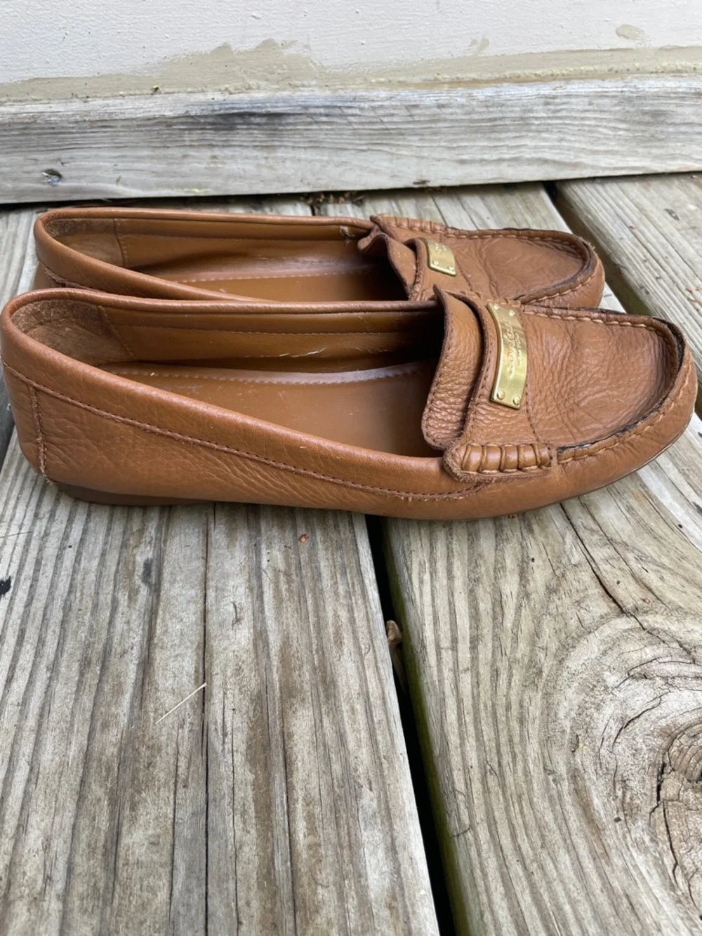 Coach BrownLeather Moccasin Driving Loafers Gold Logo Plaque Women’s Size 6.5